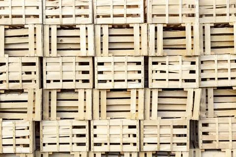 Bunch of empty wooden boxes stack at each other. Storage concept Foto stock