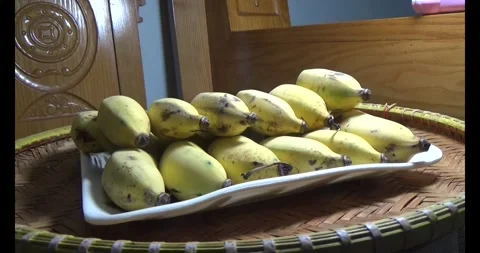 Bunch of ripe bananas Video stock 292586541