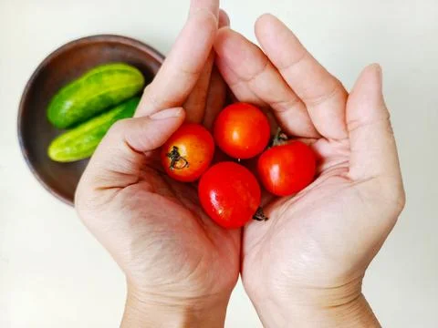 A bunch of ripe tomatoes Foto stock
