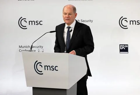 Bundeskanzler Olaf Scholz bei seiner Ansprache an der Münchner Sicherheits.. Stock Photos