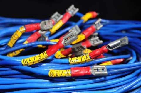 Bundle of cut thin wires with metal terminators Foto stock