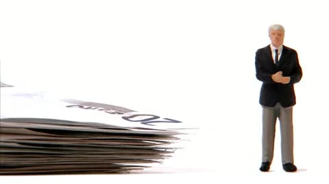 A bundle of Euro notes that decreases 库存影片 11285585