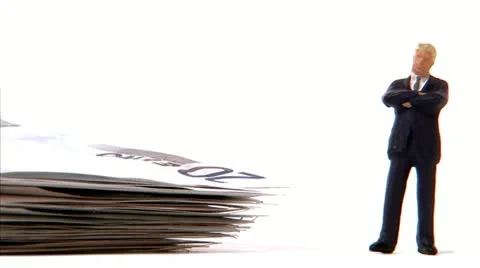 A bundle of Euro notes that decreases 库存影片 11285586