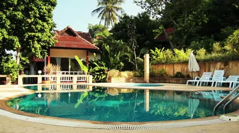 Bungalow 2 Video stock 10890342