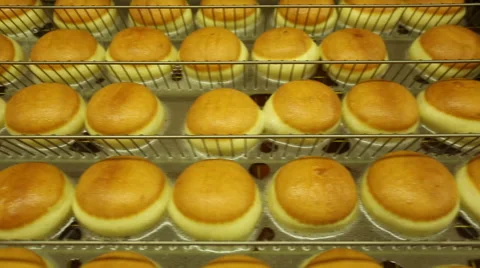 Buns baked in oil Video stock 59869896