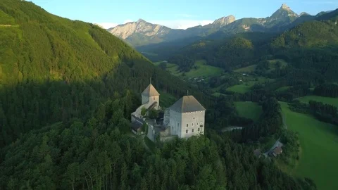 Burg Video stock 78492294