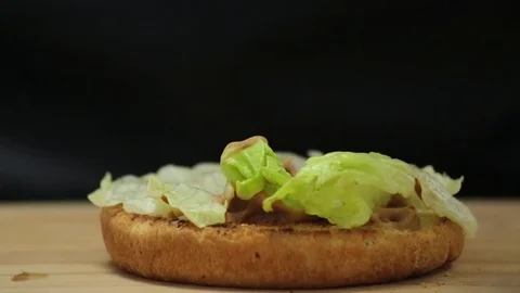 Burger assembly cook hands Stock Footage 127202666
