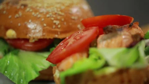 Burger closeup Vidéo 140540071