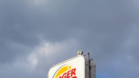 Burger King sign pan down from sky Stock Footage 104501391