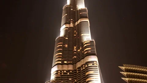 Burj Khalifa in motion Stock Footage 71489306