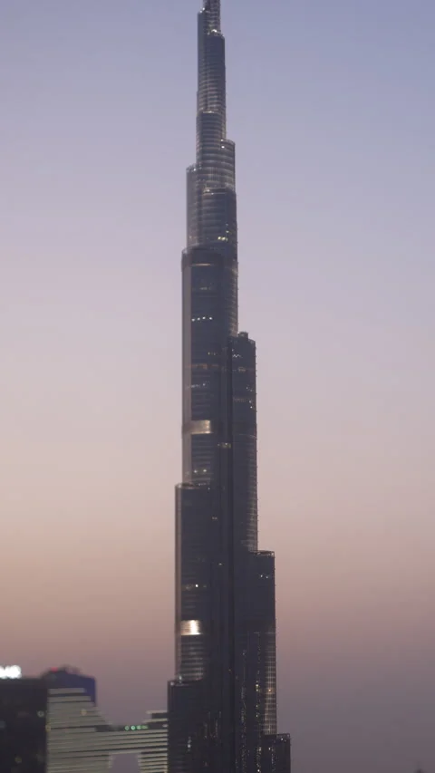 Burj Khalifa tower in Dubai Video stock 341801548