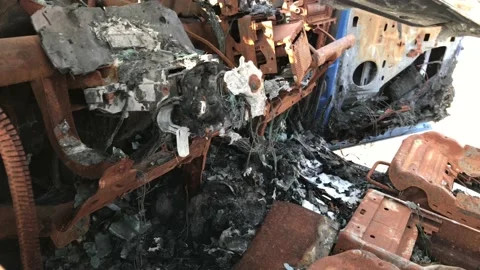Burned Car Interior Pan Vidéo 98430571