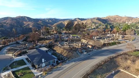 Burned homes after Thomas Fire in Ventura CA Stock Footage 84663820