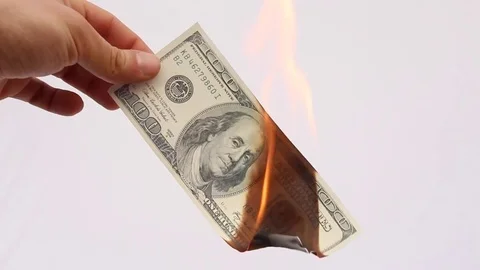 Burning 100 dollars Video stock 72035358