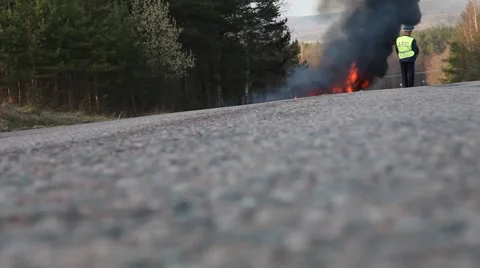 Burning bus 库存影片 4855209