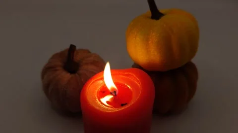 Burning candles and pumpkins composition 스톡 동영상 319790101