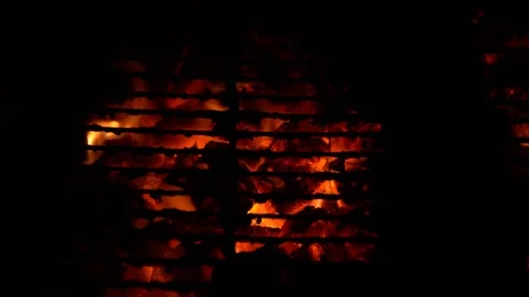Burning coals and fire flames. in nigth low ligth Видео 89676878
