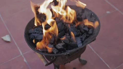 Burning coals in the barbecue grill 動画素材 147173476