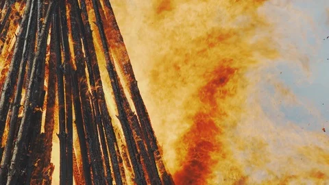 Burning Easter Fire Video stock 90390144
