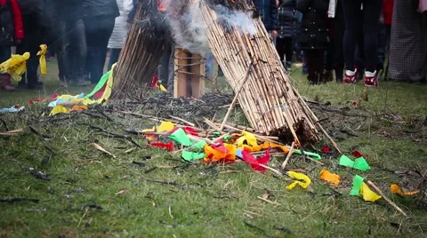 With a burning effigy fall colored ribbons 스톡 동영상 61884975