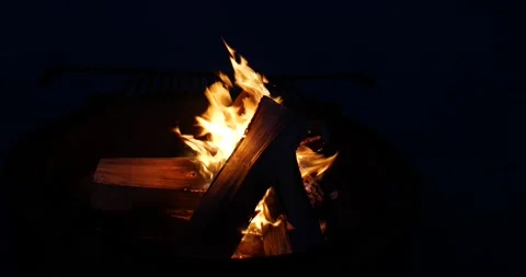Burning fire at the beach windy flames Video stock 150200441