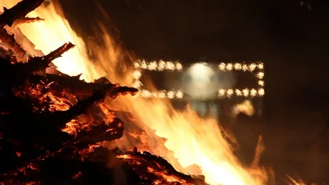 Burning fire goes out of focus Stock Footage 122802467