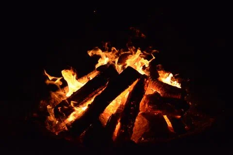 Burning fire on a summer evening screen saver for the monitor Foto stock