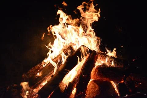 Burning fire on a summer evening screen saver for the monitor Foto stock