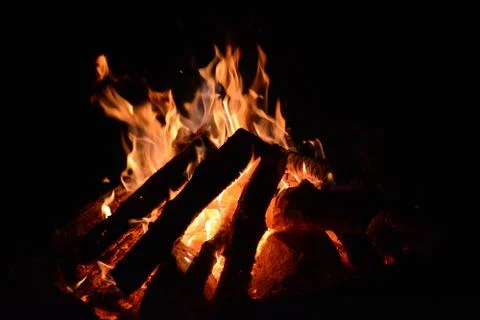 Burning fire on a summer evening screen saver for the monitor Foto stock