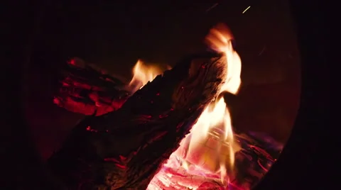 Burning firewood Vidéo 45866993