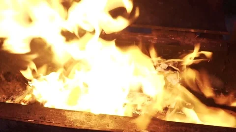 Burning the flag of Bahamas 스톡 동영상 75917094