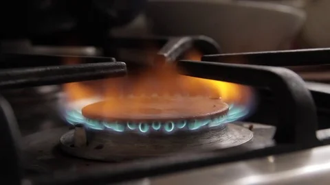 Burning flame in a stove 스톡 동영상 84863620