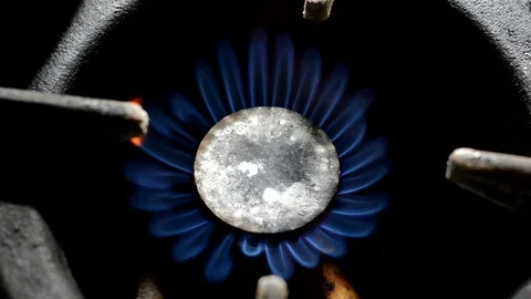Burning gas 스톡 동영상 129379193