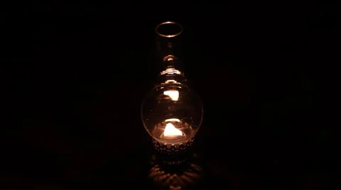 Burning kerosene lamp Vidéo 56400063