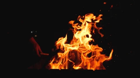 Burning Logs In Fire Pit. Slow Motion. Stockbeeldmateriaal 89991673