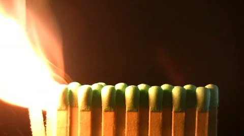 Burning matches 動画素材 800486