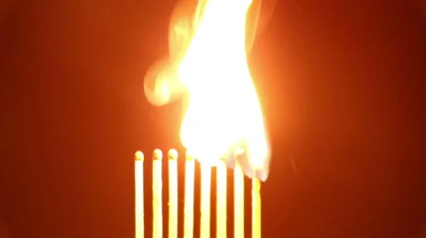Burning matches Video stock 51719020