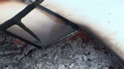 Burning planks (3) Vidéo 22677466