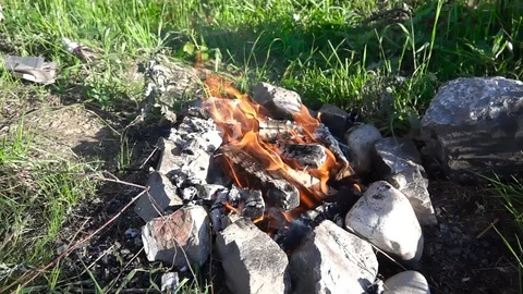 Burning a small fire Stock-Footage 107683078