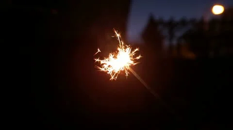 Burning sparkler Vídeo Stock 12521342