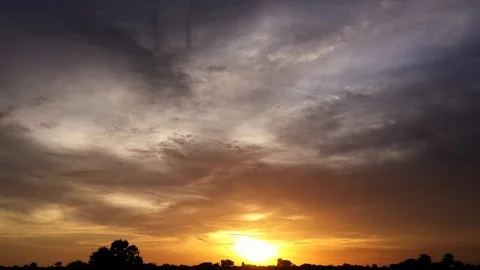 Burning Sunset Time Lapse (2160p 29.97) Video stock 93965398