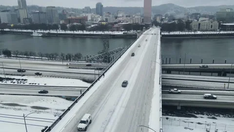 Burnside bridge covered in snow during winter Stock-Footage 162848756