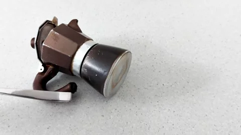 Burnt Coffee Maker Handle Close-Up: Damage, Texture Safety Tips 스톡 동영상 319062391