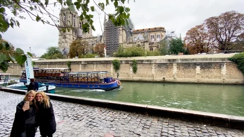 The burnt-down Notre-Dame cathedral in the rain Video stock 118260809