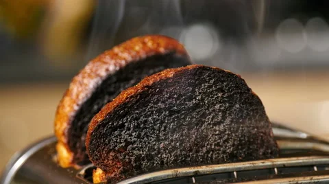 Burnt toast popping up Видео 42876375