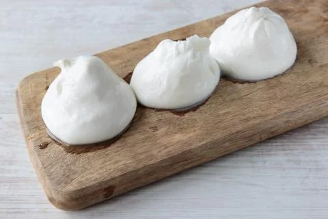 Burrata cheese Stockfoto's