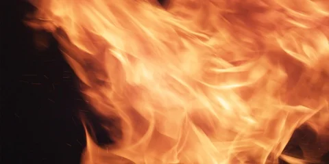 Bursts of fire against black Vidéo 102127378