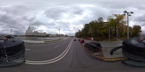 A bus powered by electricity is moving through the city of Moscow. Stock Footage 247331625