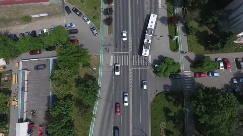 Bus in station 動画素材 93946328