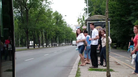 Bus stop 스톡 동영상 25042268